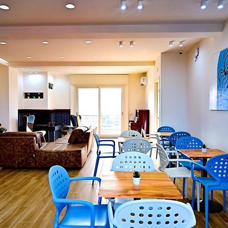 Kore Suites&Apartments Локри Екстериор снимка