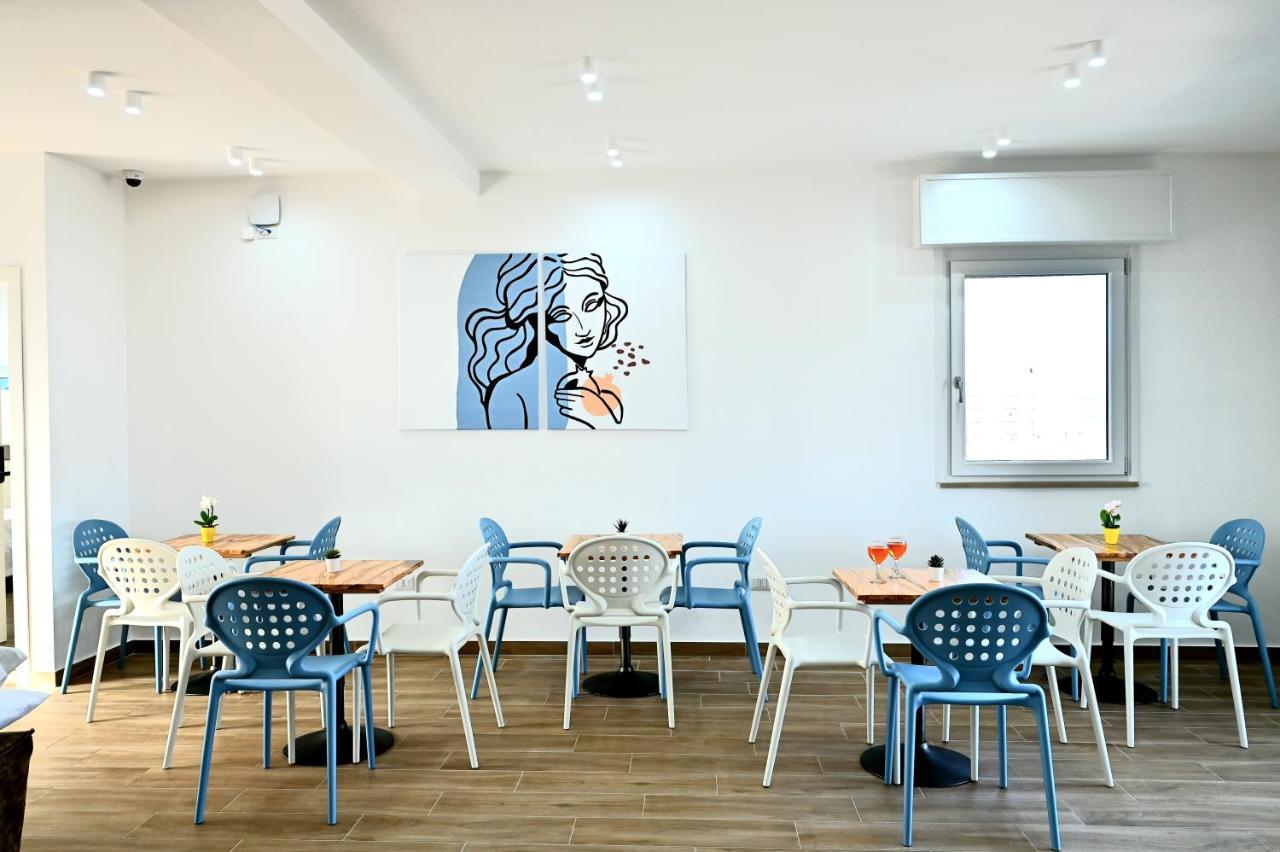 Kore Suites&Apartments Локри Екстериор снимка