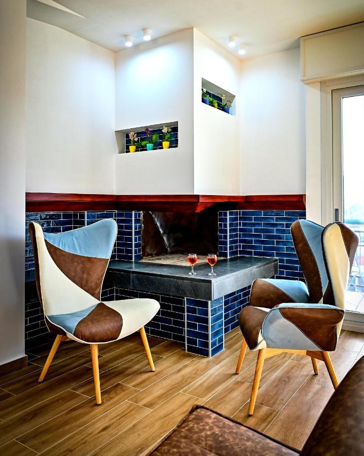 Kore Suites&Apartments Локри Екстериор снимка